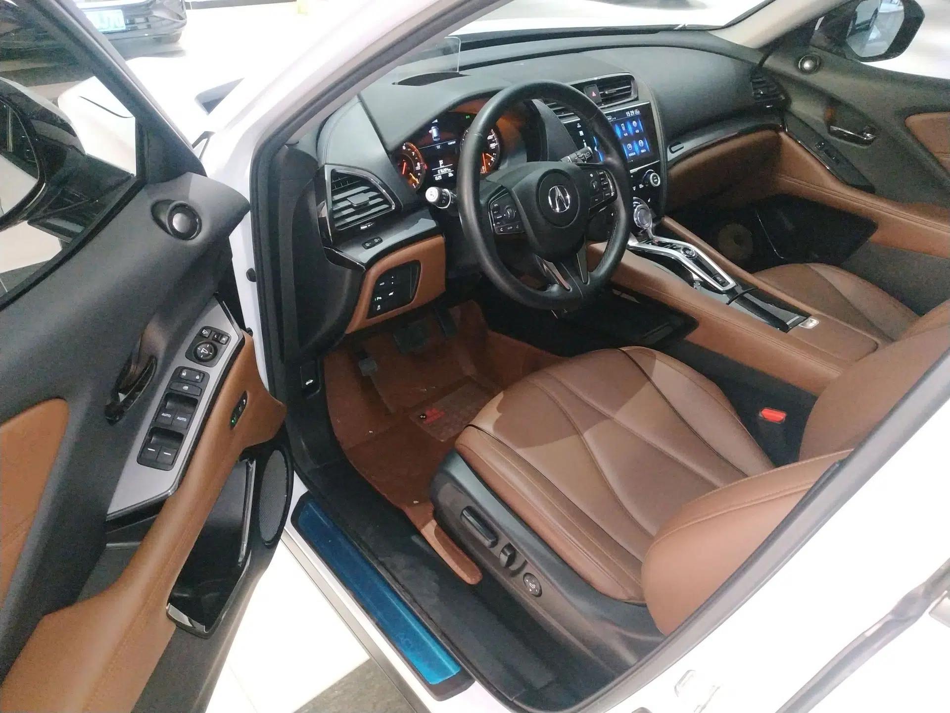 Acura CDX 2016 1.5T Four-Wheel Drive Smart Edition — миниатюра 18