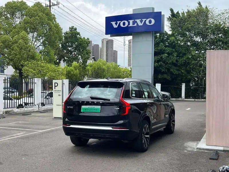 Volvo XC90 PHEV 2025 E-Drive Hybrid T8 Long Range Premium Luxury Edition 7-Seater — миниатюра 6