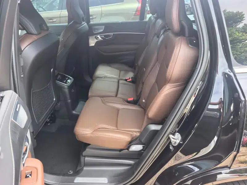 Volvo XC90 PHEV 2023 E-Drive Hybrid T8 Long Range Premium Luxury Edition 7-Seater — миниатюра 11
