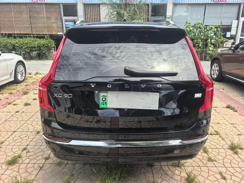 Volvo XC90 PHEV 2023 E-Drive Hybrid T8 Long Range Premium Luxury Edition 7-Seater — миниатюра 3