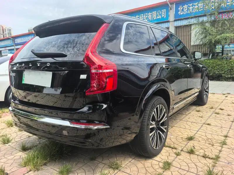 Volvo XC90 PHEV 2023 E-Drive Hybrid T8 Long Range Premium Luxury Edition 7-Seater — миниатюра 4