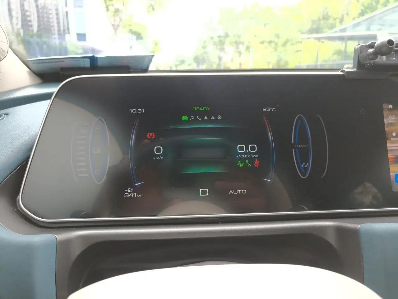 ORA Good Cat 2023 401 km Standard Range Premium Trim Ternary Lithium — миниатюра 9