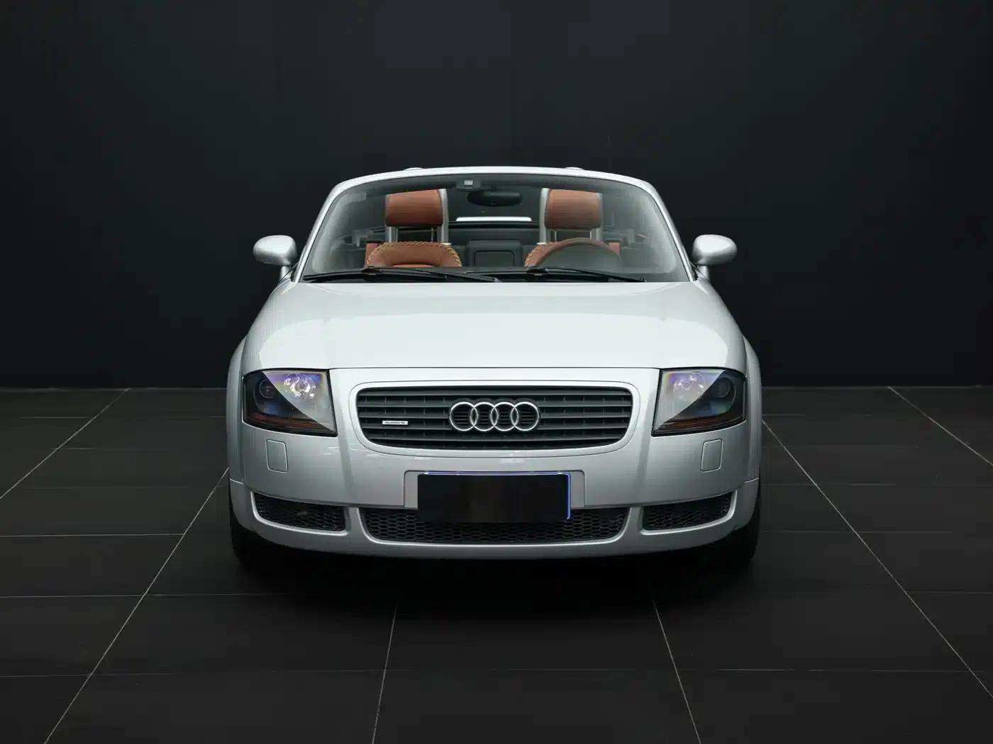 2004 Audi TT Roadster 1.8T — миниатюра 2