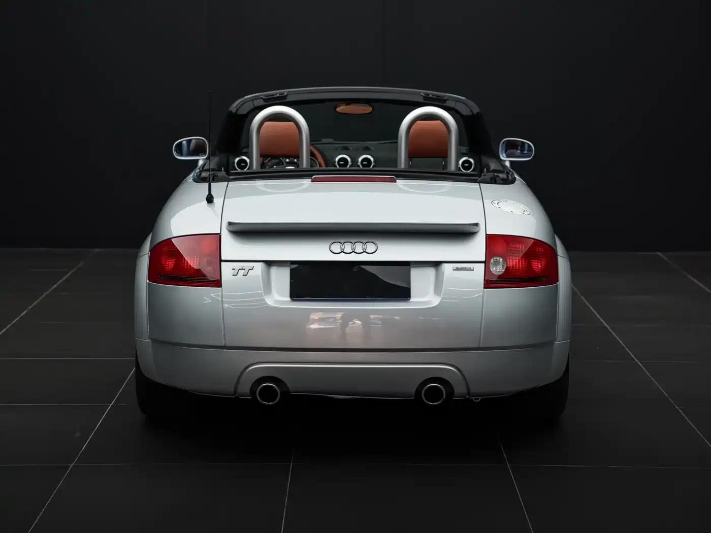 2004 Audi TT Roadster 1.8T — миниатюра 5