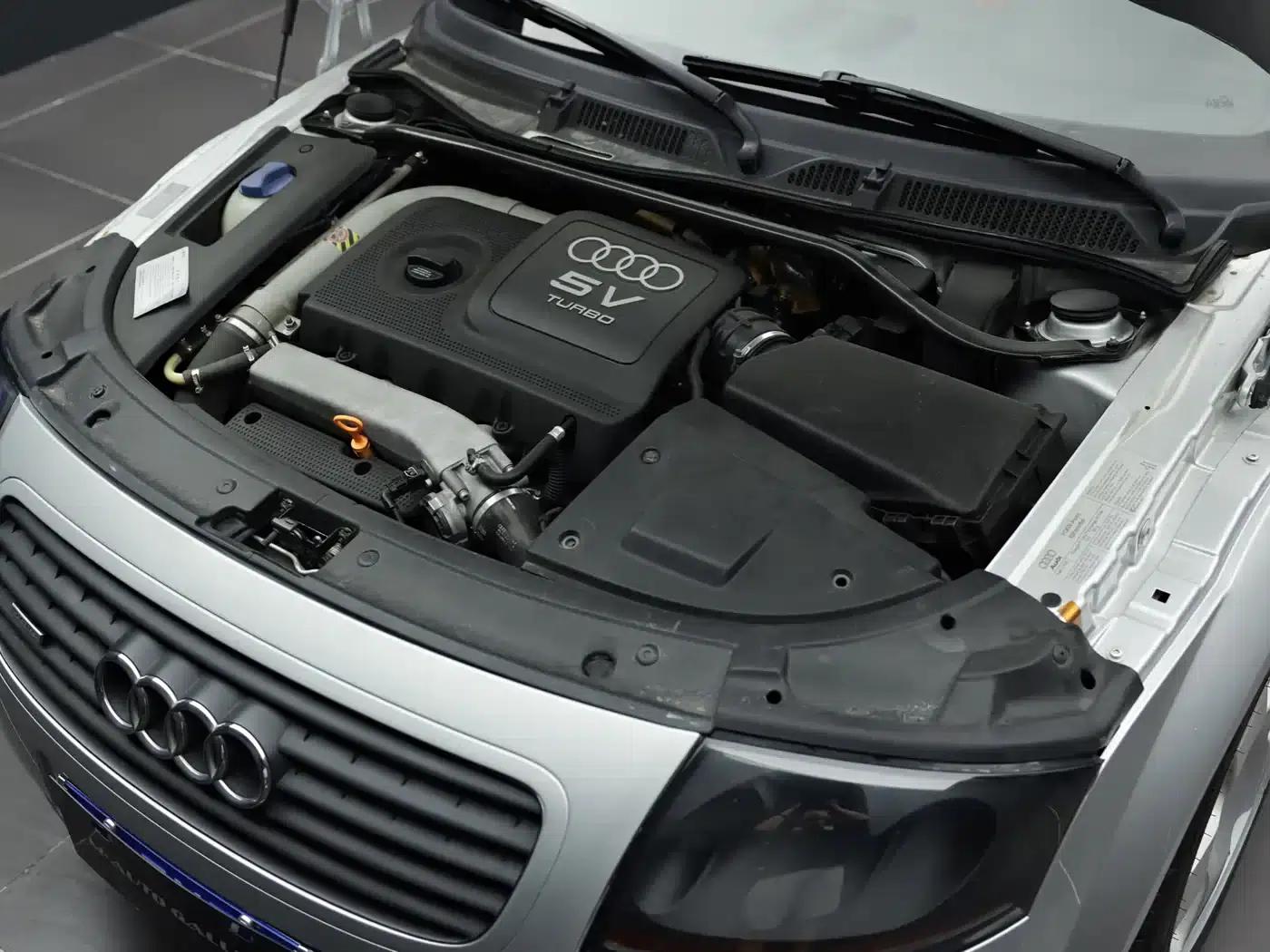 2004 Audi TT Roadster 1.8T — миниатюра 6