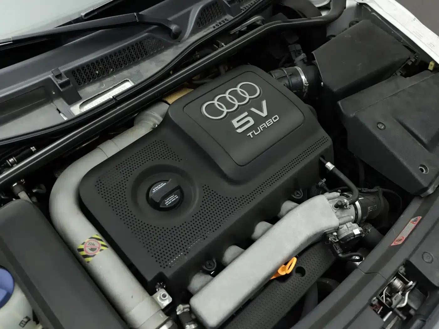 2004 Audi TT Roadster 1.8T — миниатюра 7