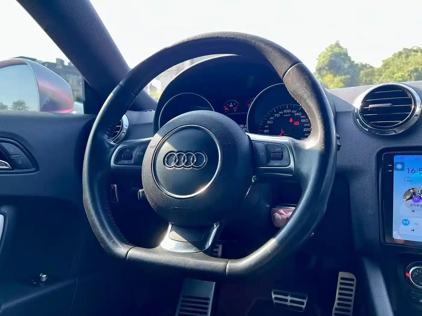 2011 Audi TT Coupe 2.0TFSI — миниатюра 12