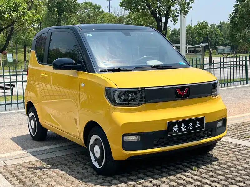 Wuling Hongguang MINIEV 2022 Macaron Premium Edition (Lithium Iron Phosphate) — миниатюра 3