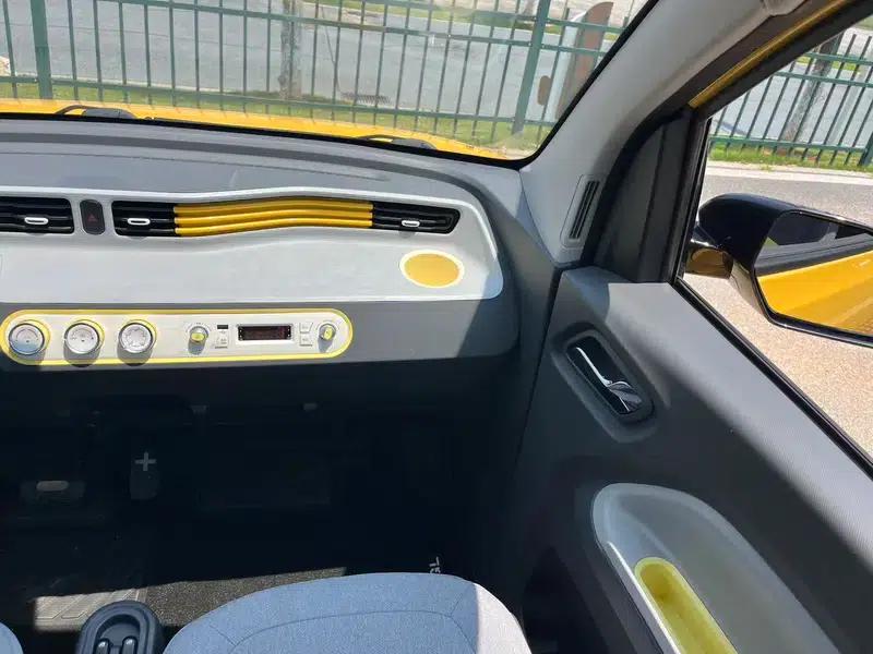 Wuling Hongguang MINIEV 2022 Macaron Premium Edition (Lithium Iron Phosphate) — миниатюра 9