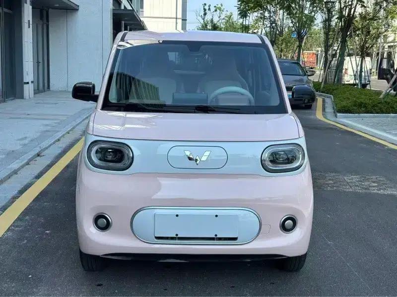 Wuling Hongguang MINIEV 2024 Model 215km/h Youth Edition (Lithium Iron Phosphate) — миниатюра 2