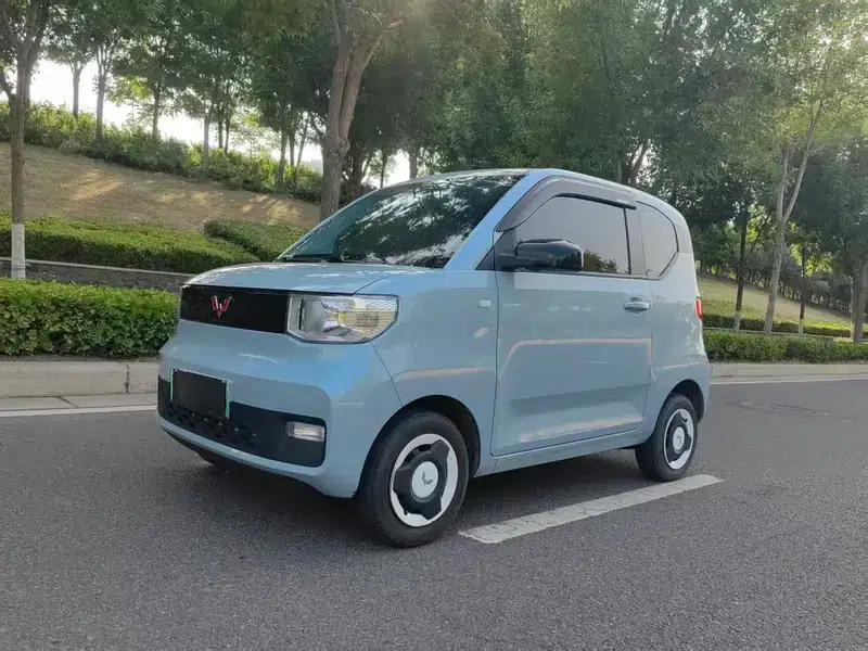 Wuling Hongguang MINIEV 2022 Easy Edition (Lithium Iron Phosphate) — миниатюра 1