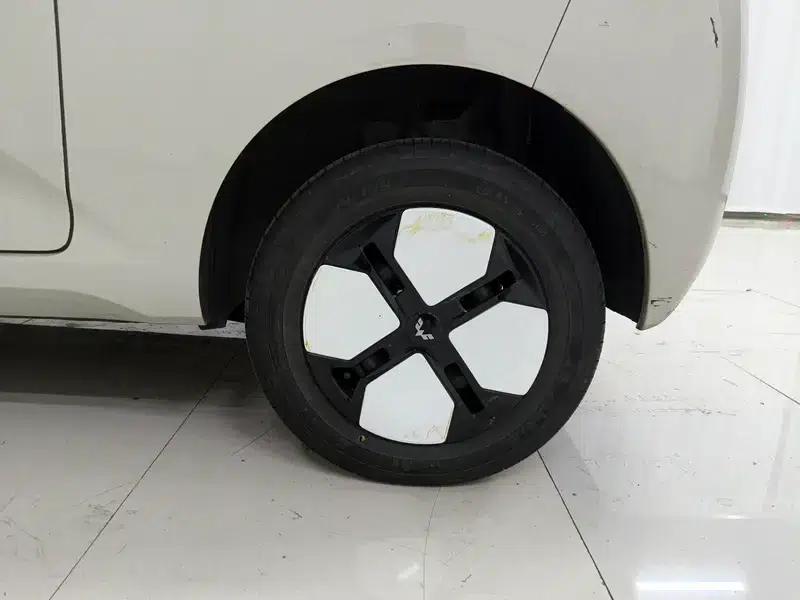 Wuling Hongguang MINIEV 2024 Model 215km Advanced Edition (Lithium Iron Phosphate) — миниатюра 9