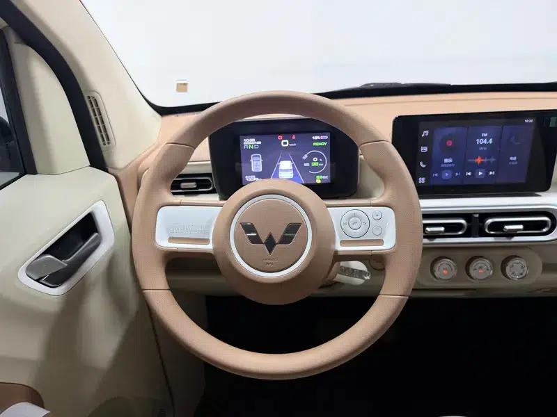 Wuling Hongguang MINIEV 2024 Model 215km Advanced Edition (Lithium Iron Phosphate) — миниатюра 16