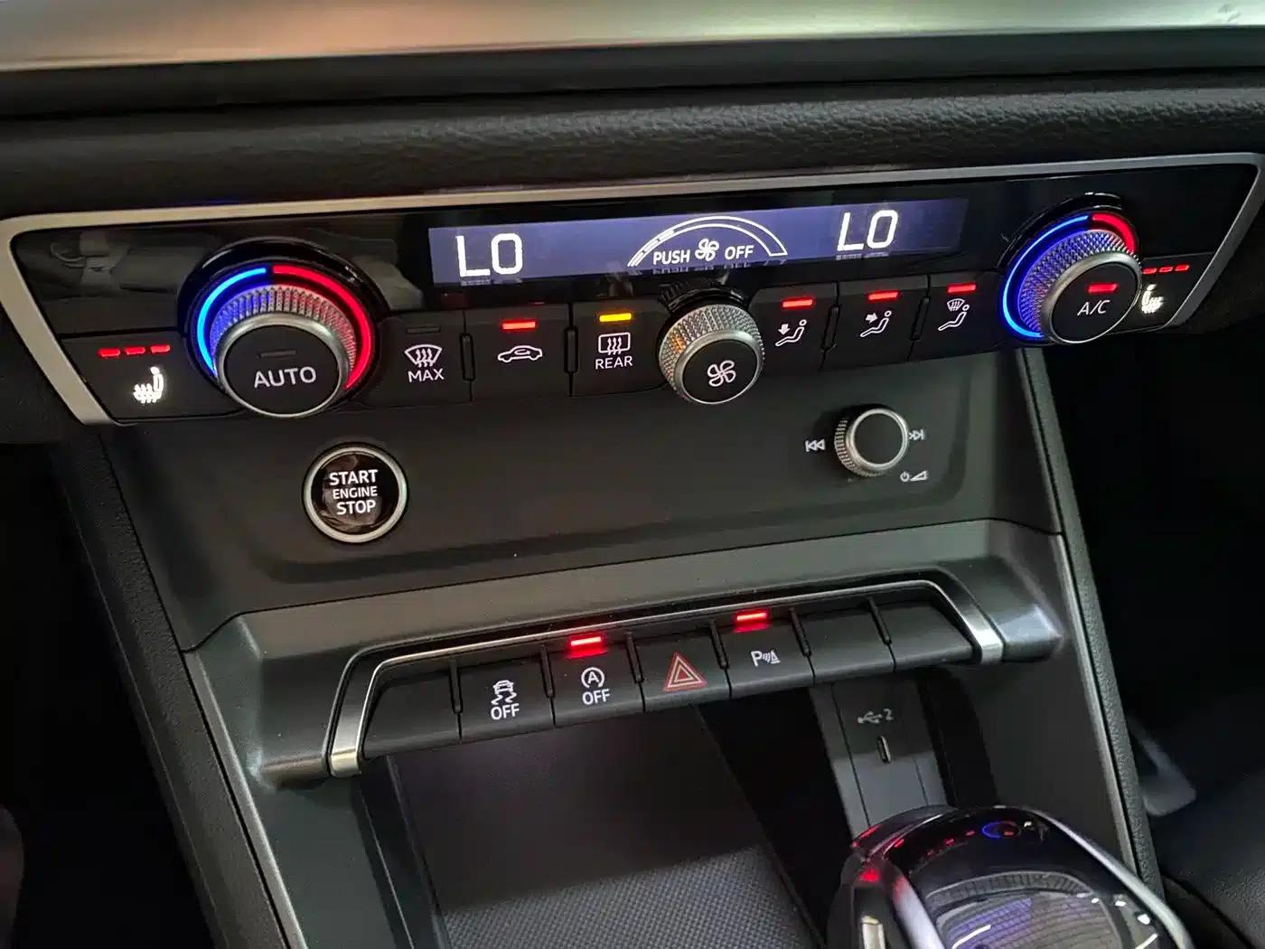 Audi Q3 Sportback 2022 35 TFSI Progressive — миниатюра 11