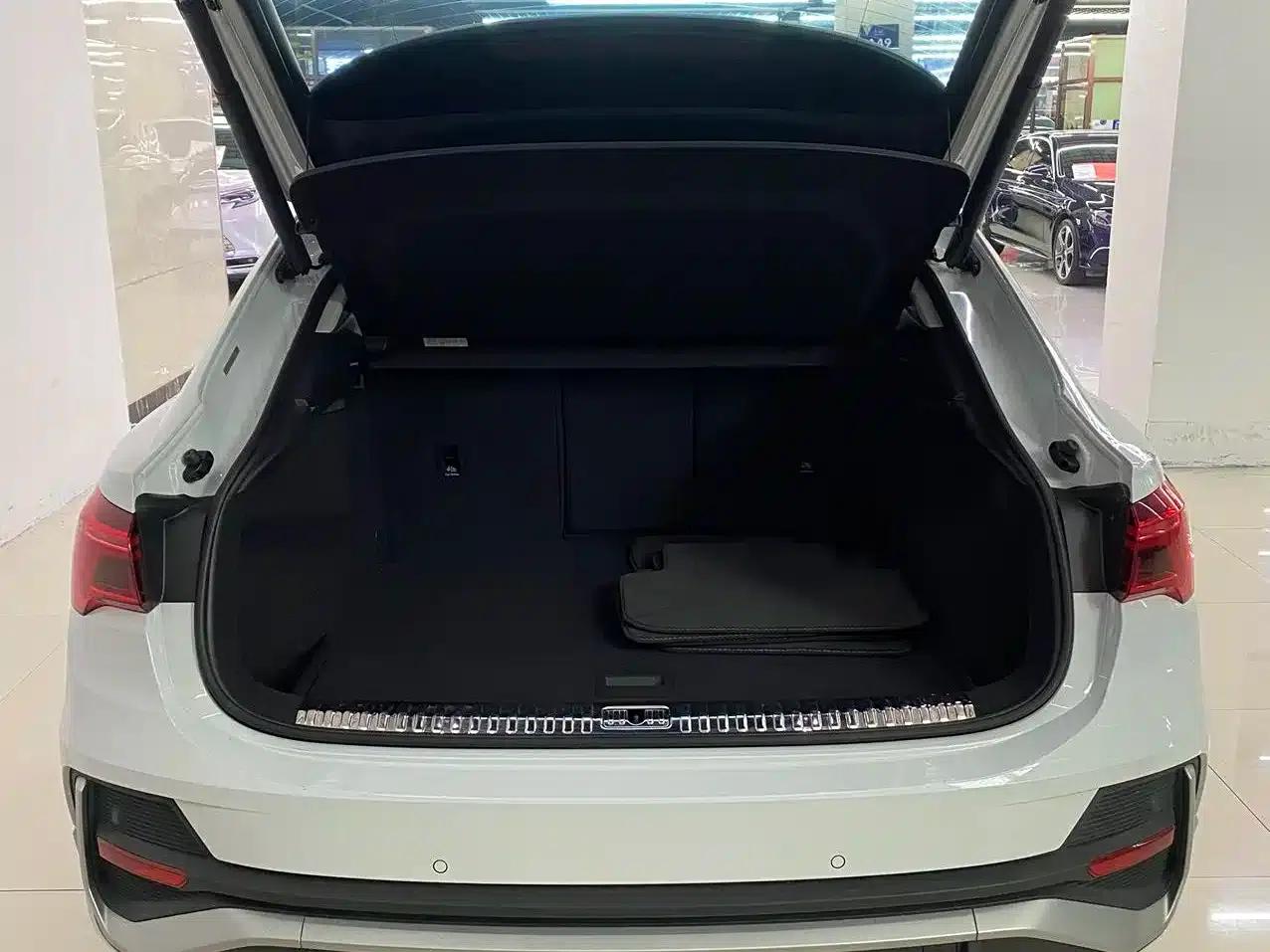Audi Q3 Sportback 2022 35 TFSI Progressive — миниатюра 19