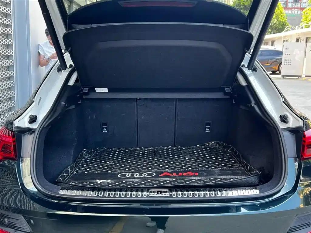 Audi Q3 Sportback 2020 40 TFSI Fashion Edition — миниатюра 25