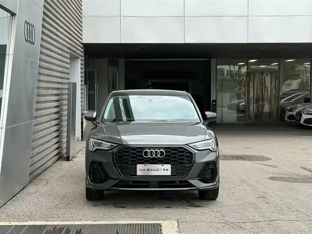 Audi Q3 Sportback 2022 40 TFSI Fashion Edition — миниатюра 2