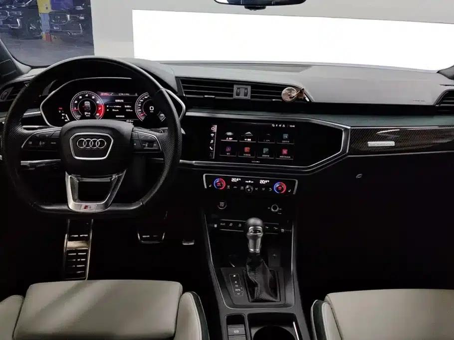 Audi Q3 Sportback 2024 45 TFSI quattro Launch Special Edition — миниатюра 12