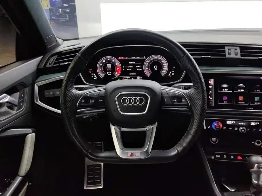 Audi Q3 Sportback 2024 45 TFSI quattro Launch Special Edition — миниатюра 15