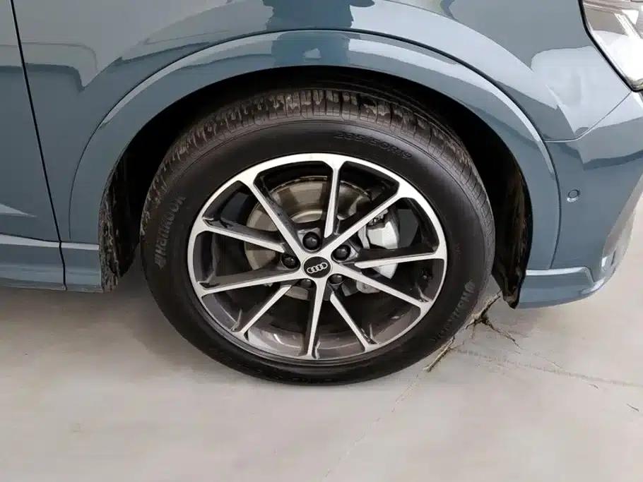Audi Q3 Sportback 2024 45 TFSI quattro Launch Special Edition — миниатюра 6