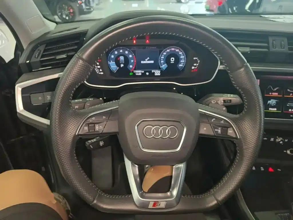 Audi Q3 Sportback 2020 40 TFSI Fashion Edition — миниатюра 11