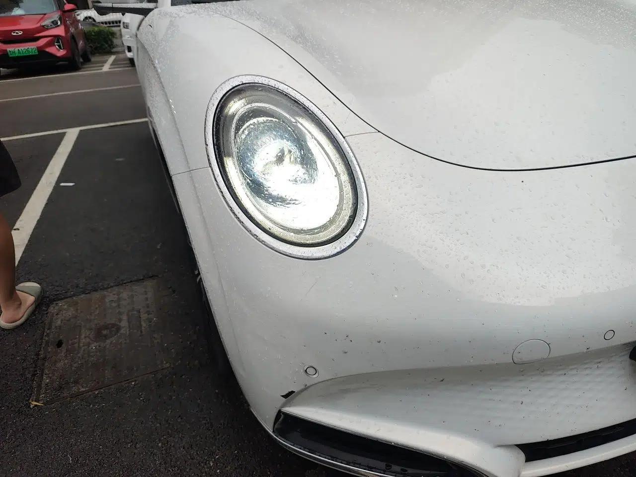 ORA Lightning Cat 2022 555 km Luxury Edition — миниатюра 7