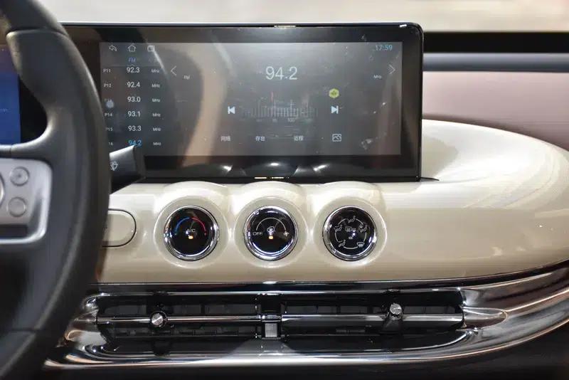 Wuling Bingo 2023 Model 333KM Lingxi Interconnected Edition — миниатюра 12
