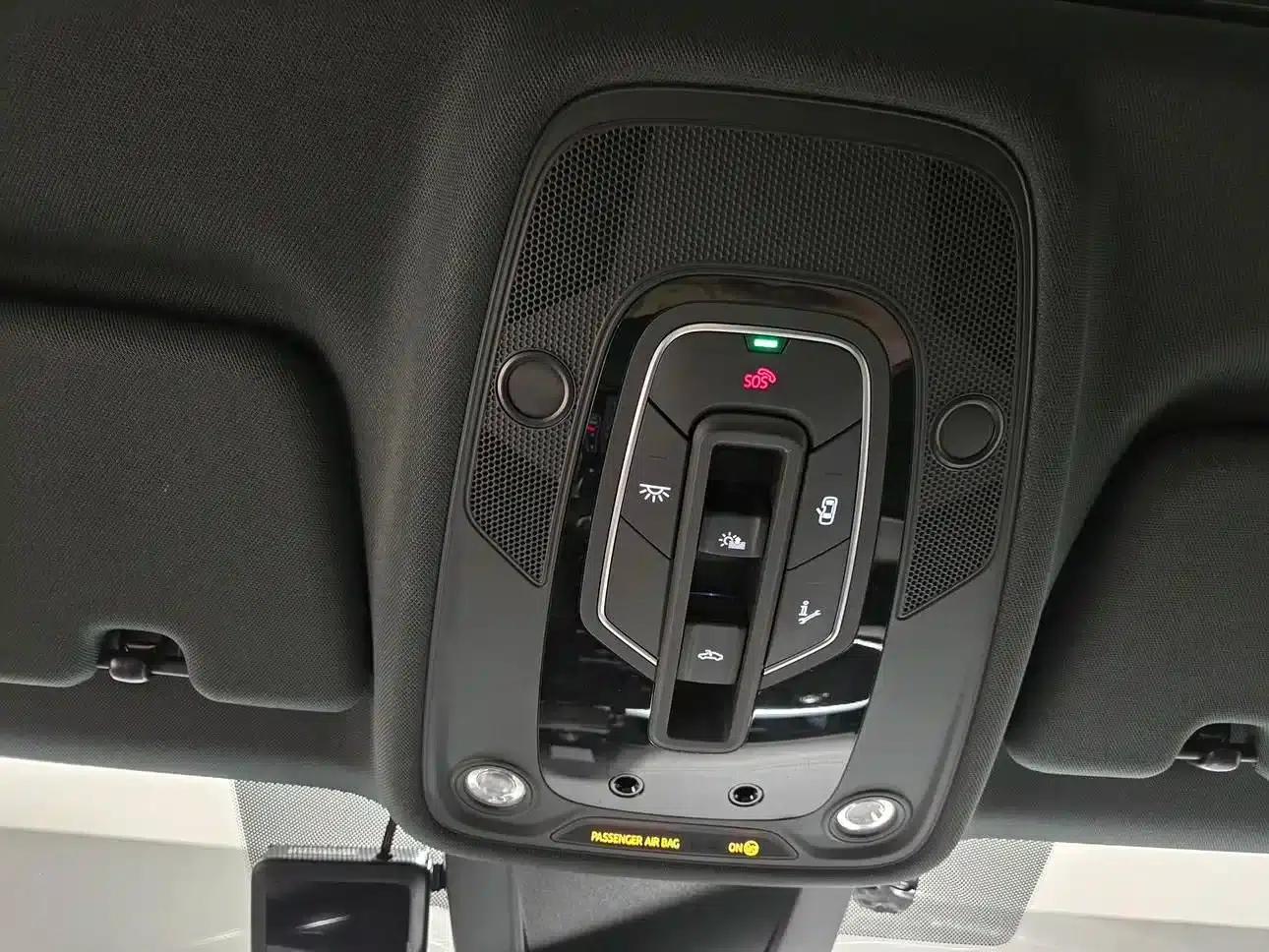 Audi Q8 2023 55 TFSI Premium Dynamic Edition — миниатюра 18