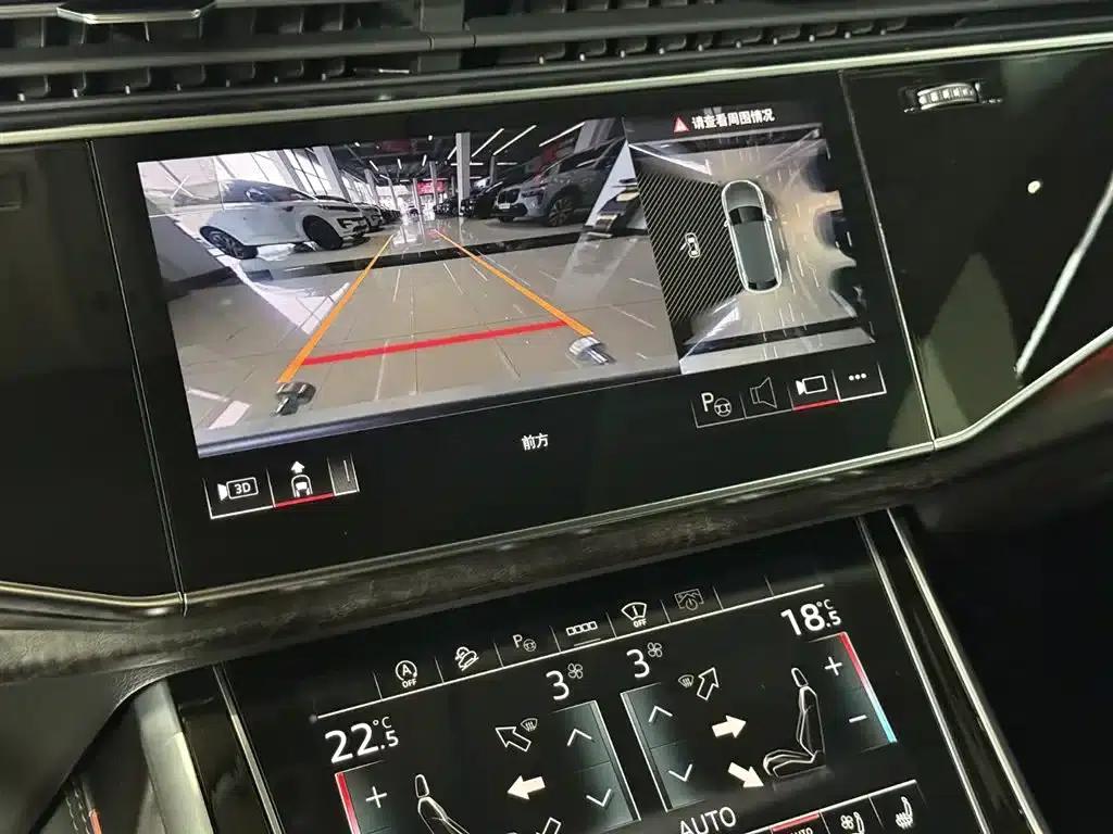 Audi Q8 2024 55 TFSI Luxury Dynamic — миниатюра 12