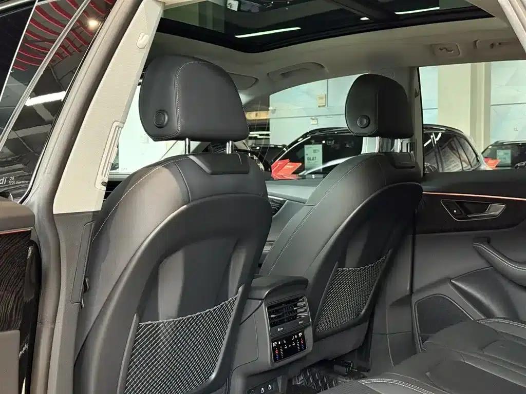Audi Q8 2024 55 TFSI Luxury Dynamic — миниатюра 16