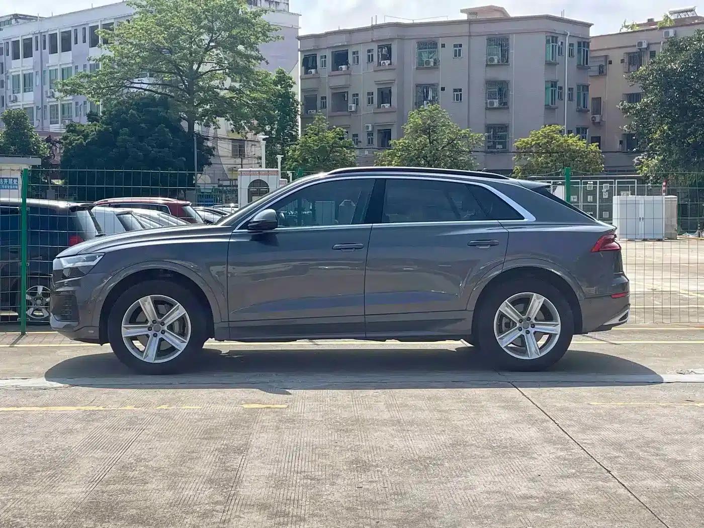 Audi Q8 2019 45 TFSI Luxury Elegance — миниатюра 3