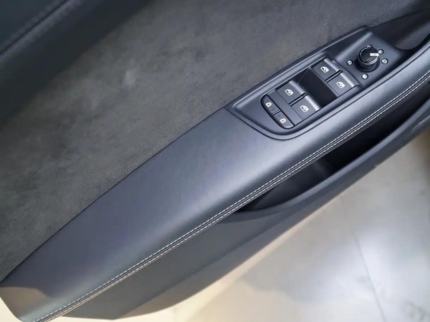 Audi Q8 2019 55 TFSI Supreme Limited Edition — миниатюра 13