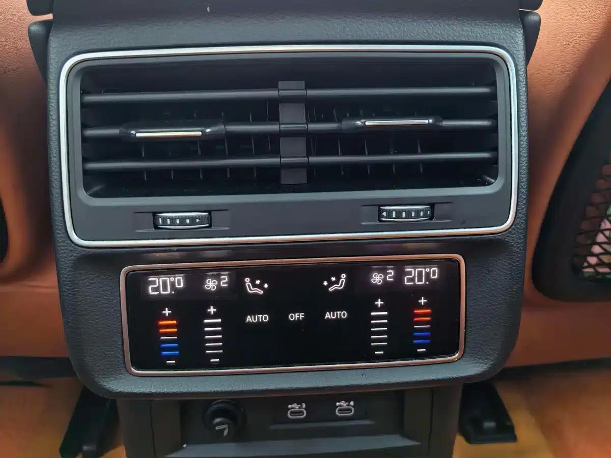 Audi Q8 2021 55 TFSI Premium Dynamic Edition — миниатюра 13