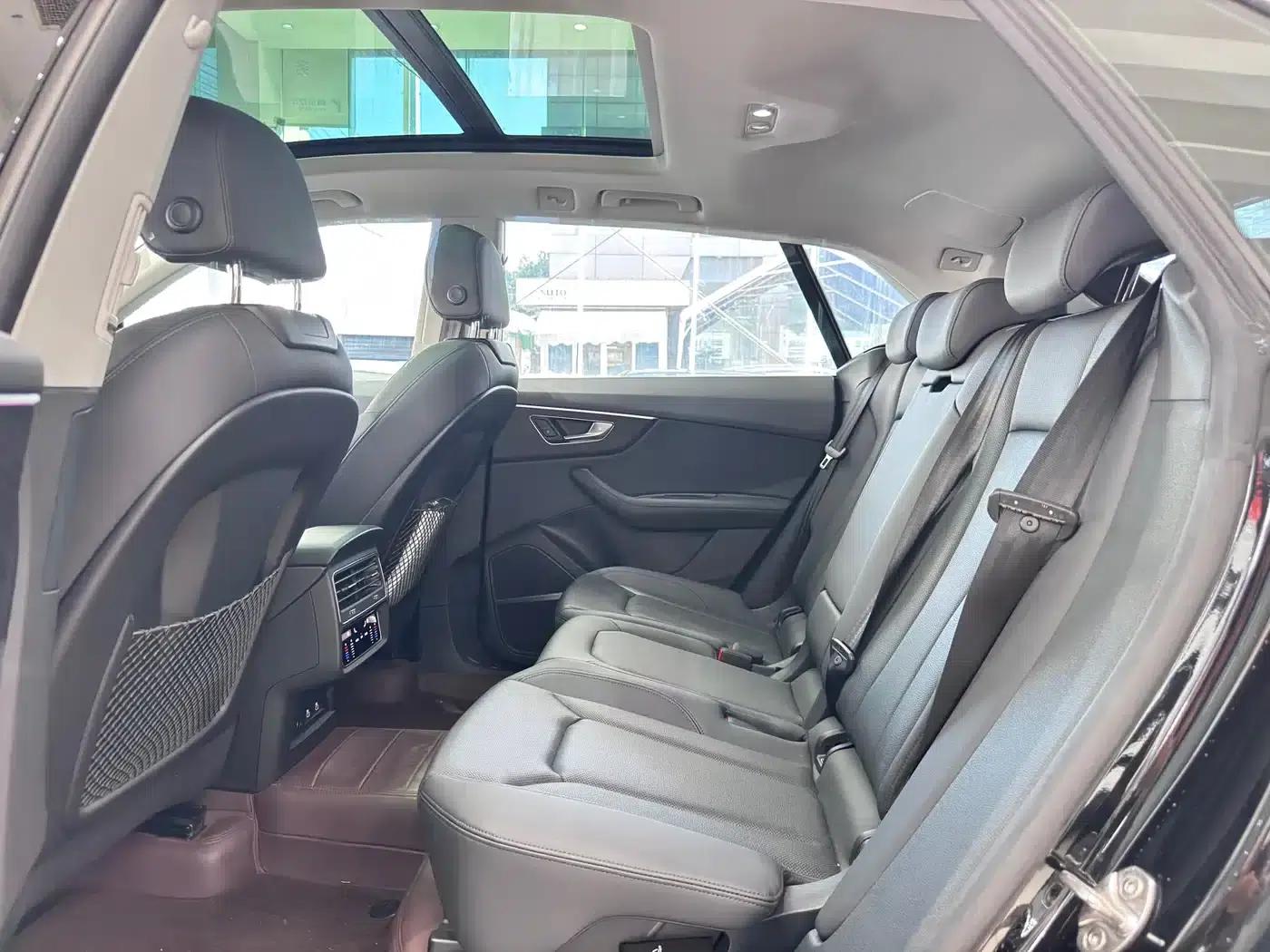Audi Q8 2023 55 TFSI Luxury Dynamic — миниатюра 11