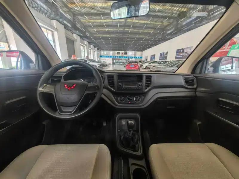 Wuling Hongguang V 2022 1.5L Sporty Edition with Hydraulic Power Steering — миниатюра 14