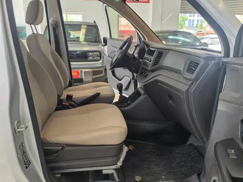 Wuling Hongguang V 2022 1.5L Sporty Edition with Hydraulic Power Steering — миниатюра 17