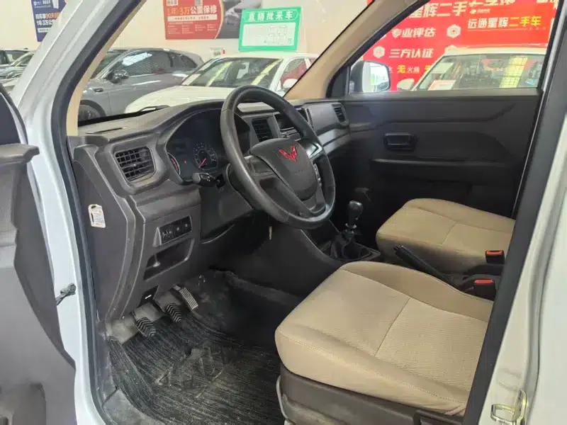 Wuling Hongguang V 2022 1.5L Sporty Edition with Hydraulic Power Steering — миниатюра 18