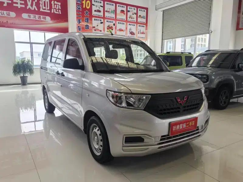 Wuling Hongguang V 2022 1.5L Sporty Edition with Hydraulic Power Steering — миниатюра 3