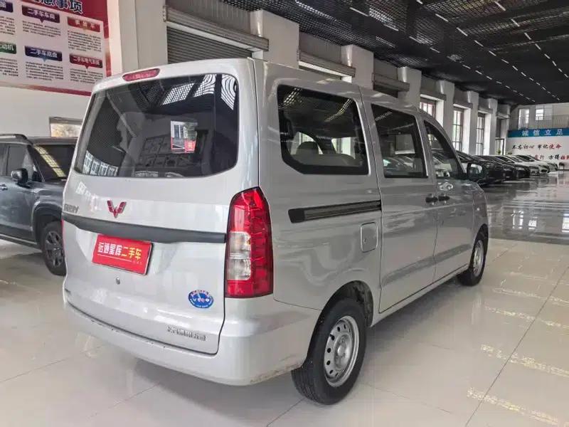 Wuling Hongguang V 2022 1.5L Sporty Edition with Hydraulic Power Steering — миниатюра 6