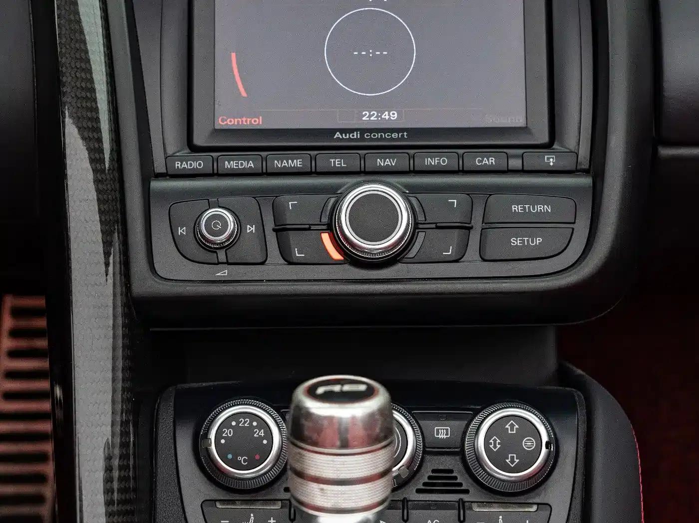2011 Audi R8 Spyder 5.2 FSI quattro — миниатюра 8