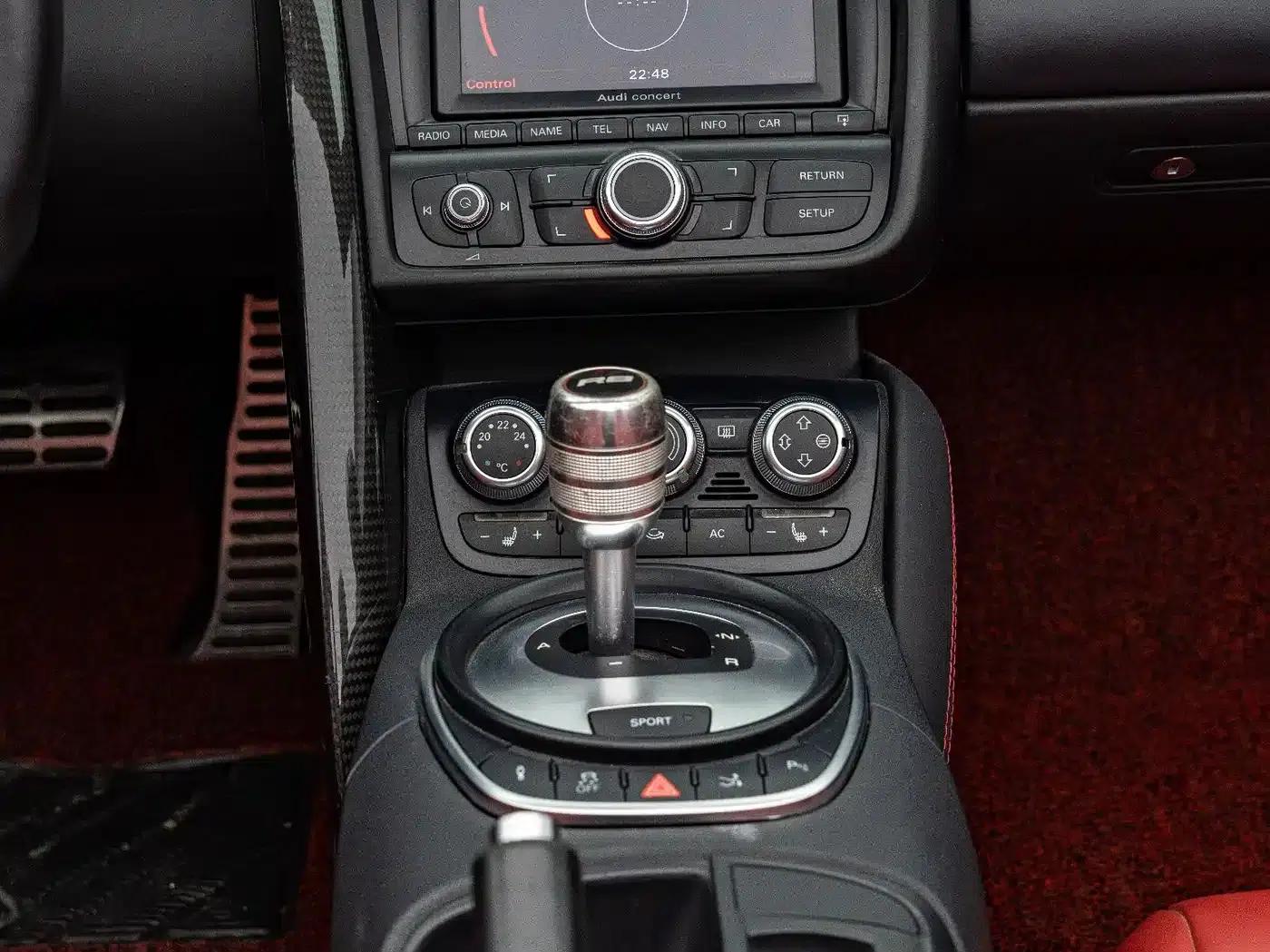 2011 Audi R8 Spyder 5.2 FSI quattro — миниатюра 9