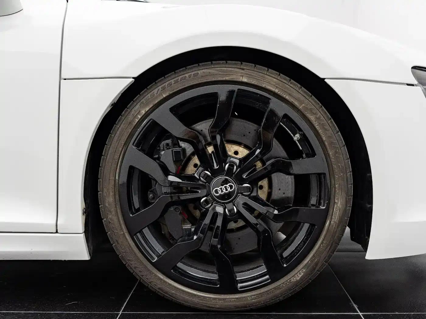 2011 Audi R8 Spyder 5.2 FSI quattro — миниатюра 10