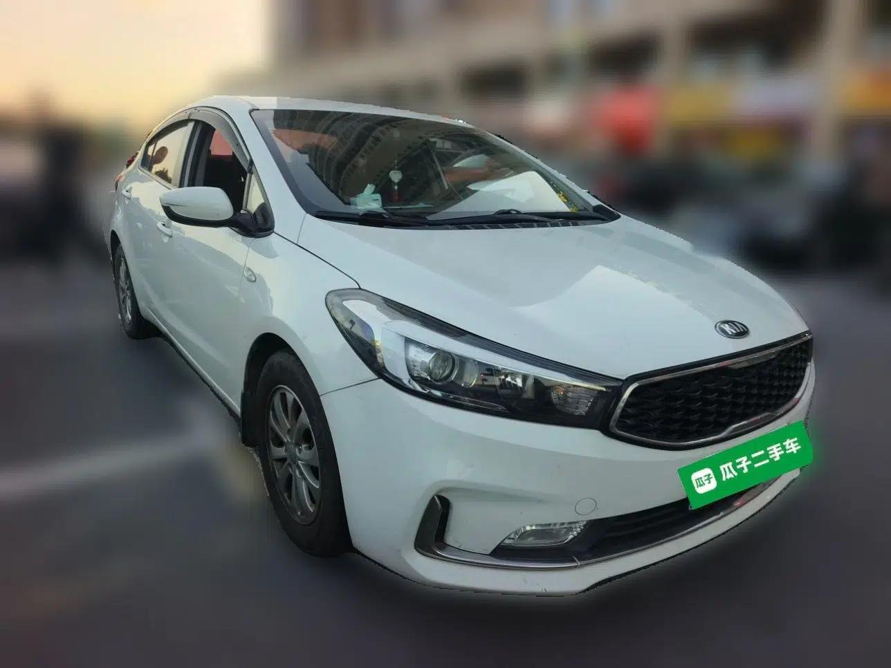Kia K3 2016 1.6L Manual GL — миниатюра 3