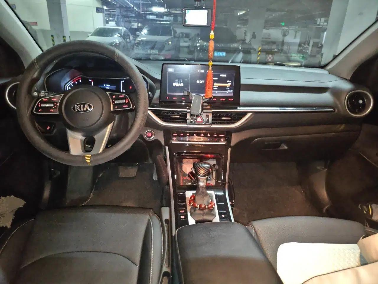 Kia K3 2019 1.5L CVT New Sharp Edition — миниатюра 9