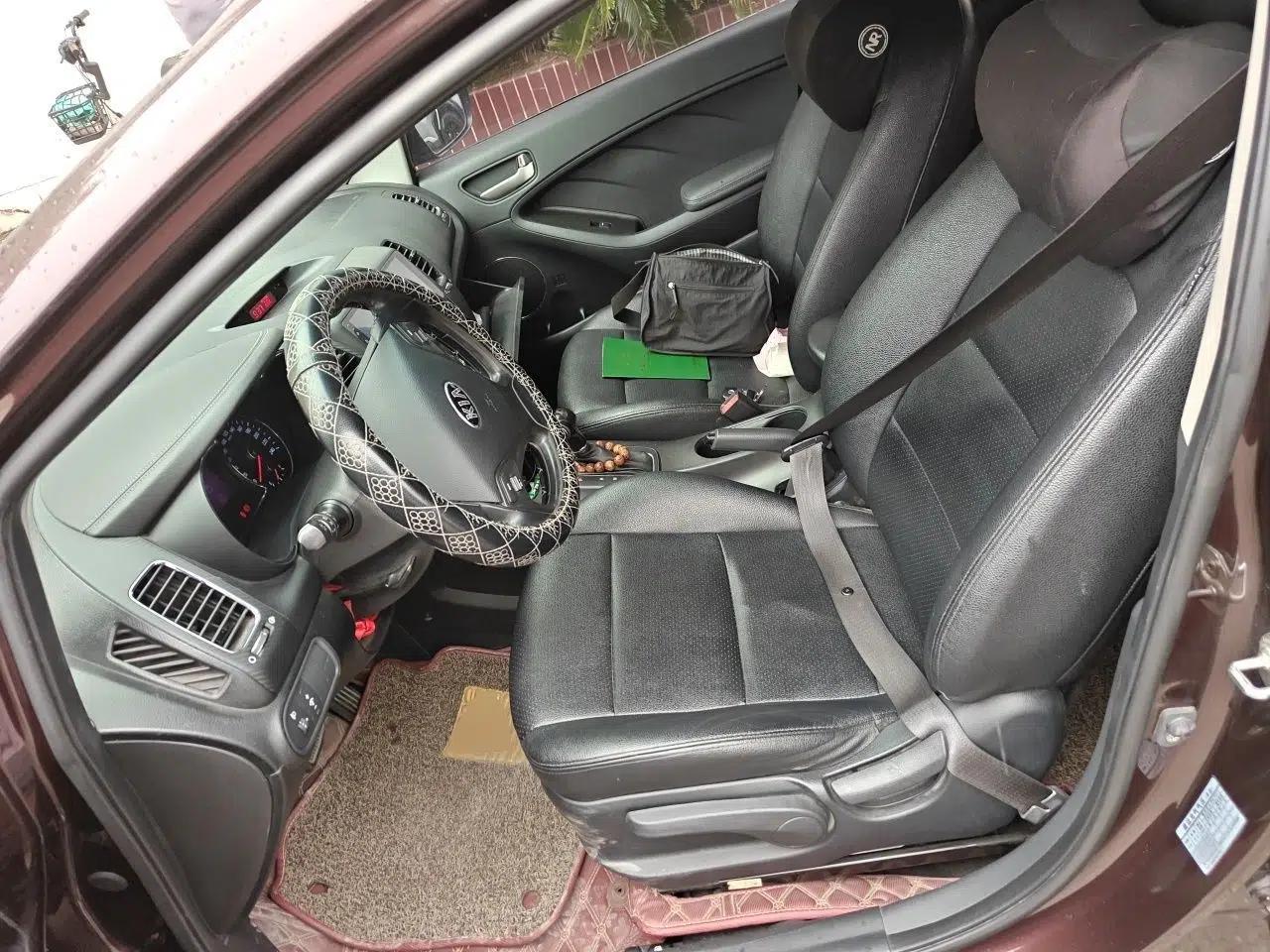 Kia K3 2013 1.6L Automatic GLS — миниатюра 15
