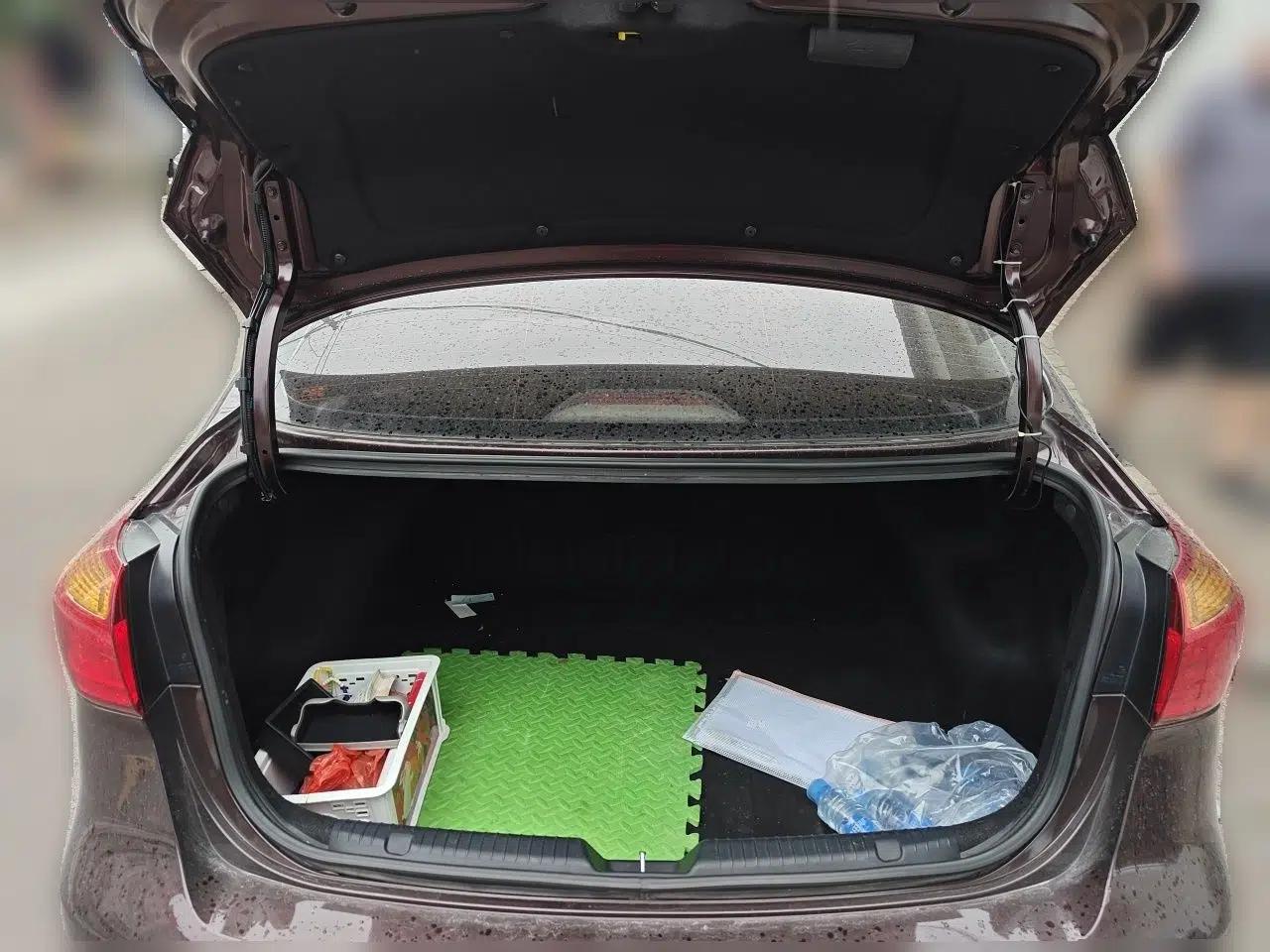 Kia K3 2013 1.6L Automatic GLS — миниатюра 19