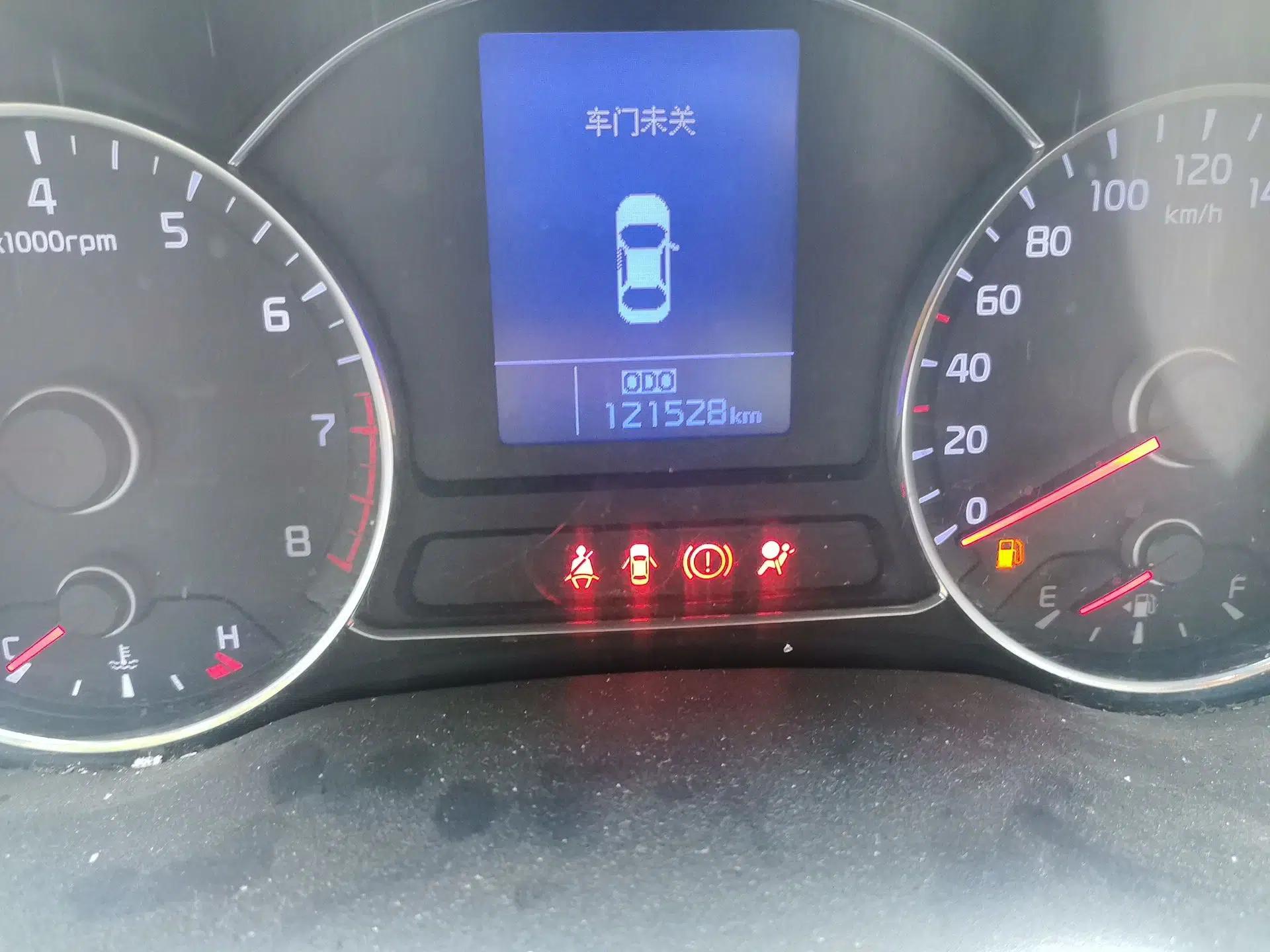 Kia K3 2015 1.6L Manual GLS — миниатюра 12
