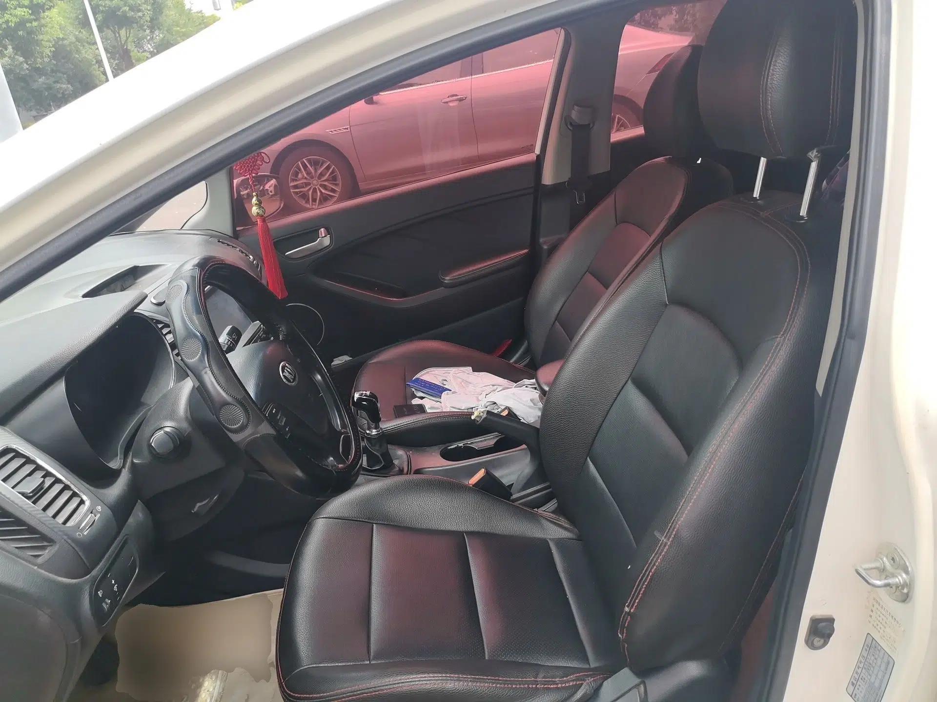 Kia K3 2015 1.6L Manual GLS — миниатюра 15