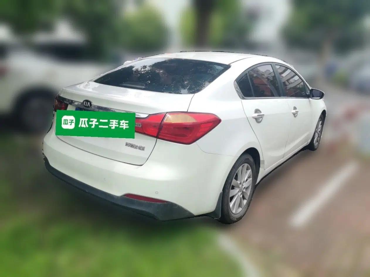 Kia K3 2015 1.6L Manual GLS — миниатюра 6