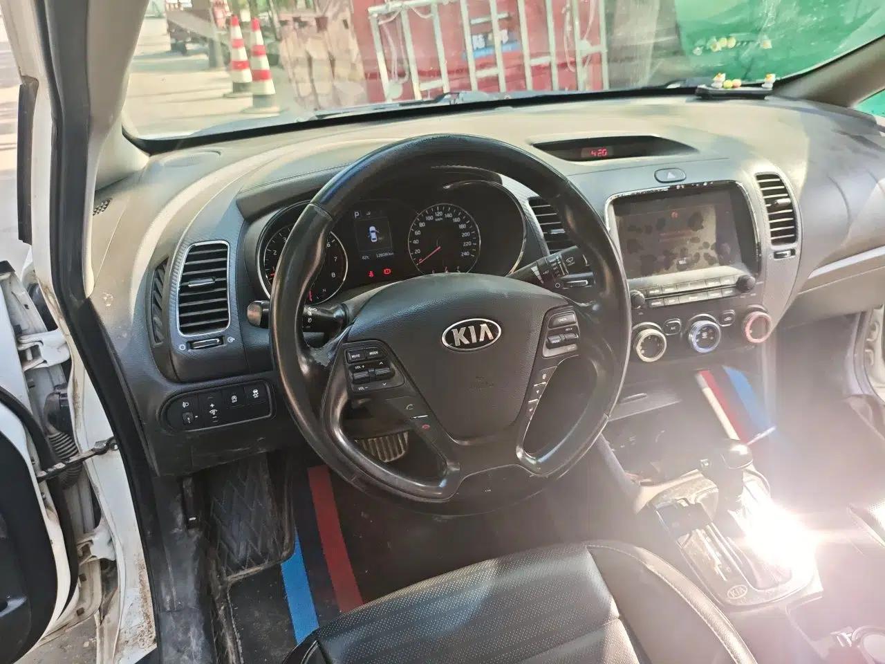Kia K3 2016 1.6L Automatic DLX — миниатюра 10
